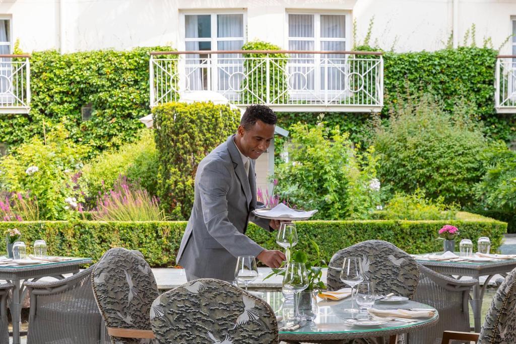 The Merrion Hotel Dublin Exterior foto