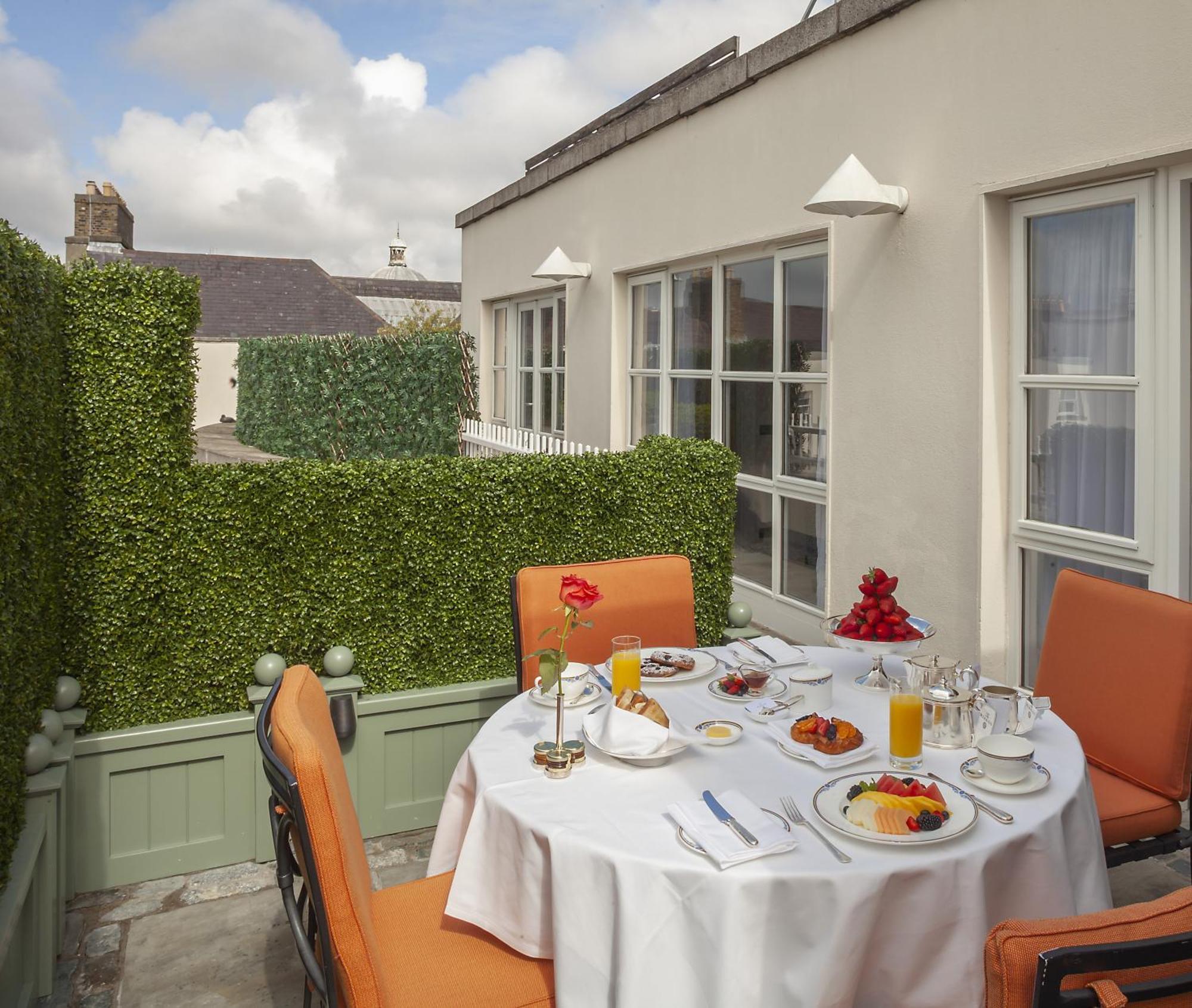 The Merrion Hotel Dublin Exterior foto